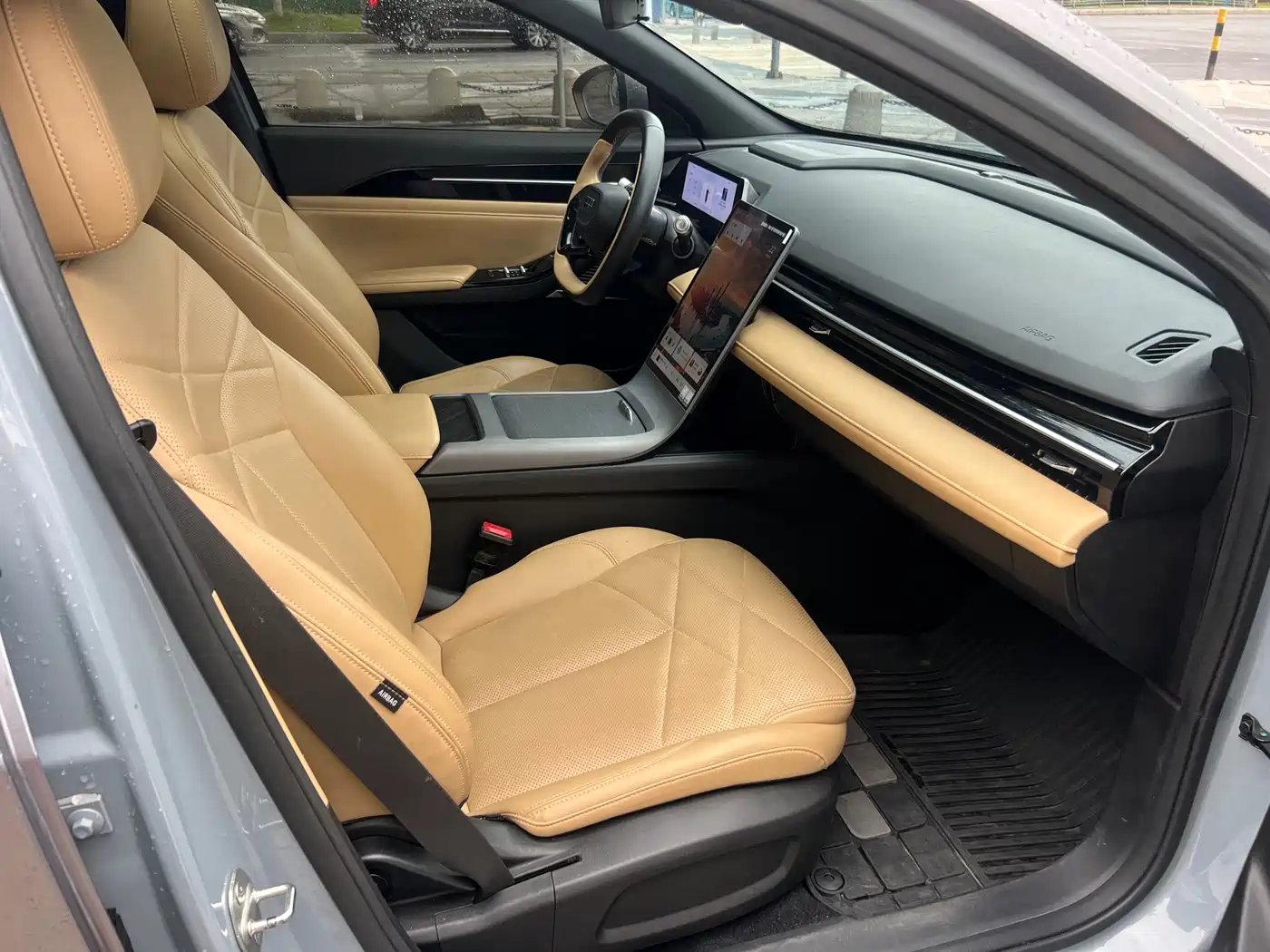 Geely Galaxy Galaxy L6 2024 125km Executive Edition фото 14