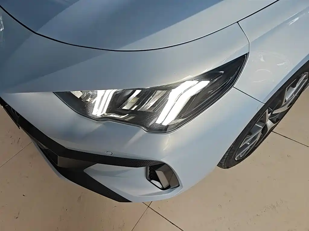 GAC Trumpchi Trumpchi Emkoo 2023 Shadow Leopard H Smart Hybrid фото 24