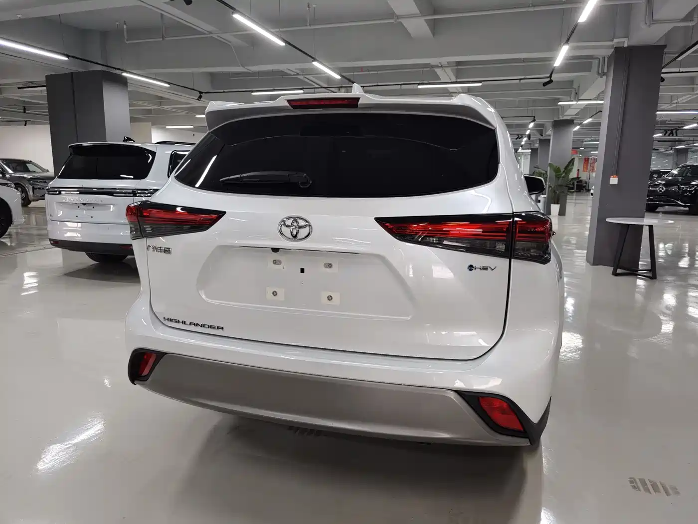 TOYOTA HIGHLANDER
