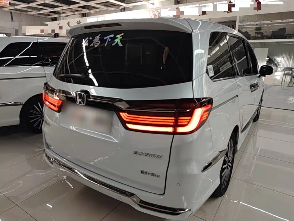 Honda Elysion 2024 2024 2.0L e:HEV Luxury Edition