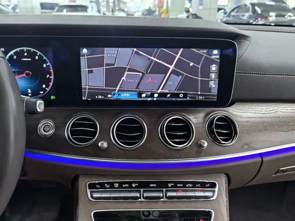 Mercedes-Benz E-Class 2023 E 300 L Luxury фото 16