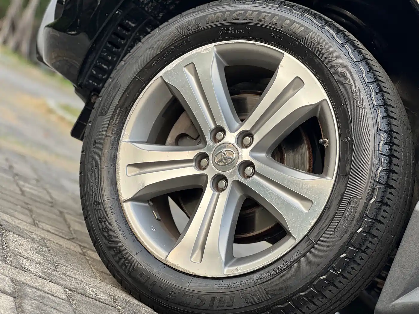 Toyota Highlander 2011 2.7L 2WD 7-seat Luxury Navigation фото 20