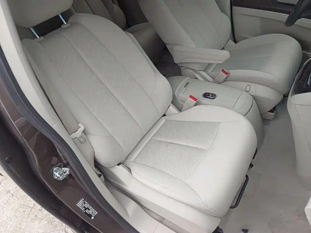 Фото 25 - Buick GL8