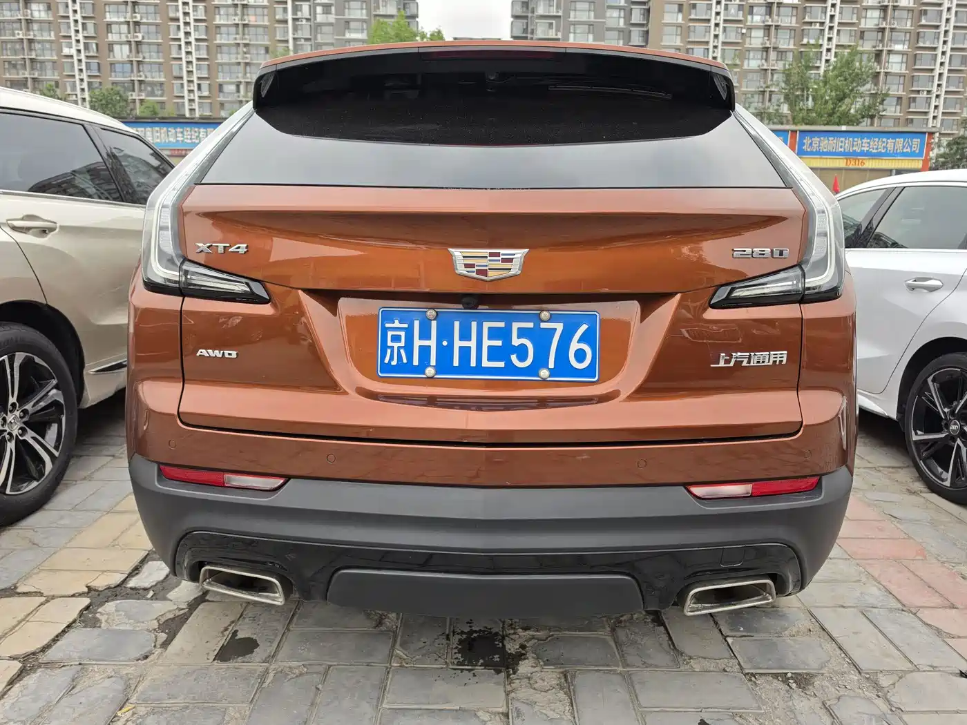 Cadillac XT4 2018 28T 4WD Leading Sport Edition фото 17