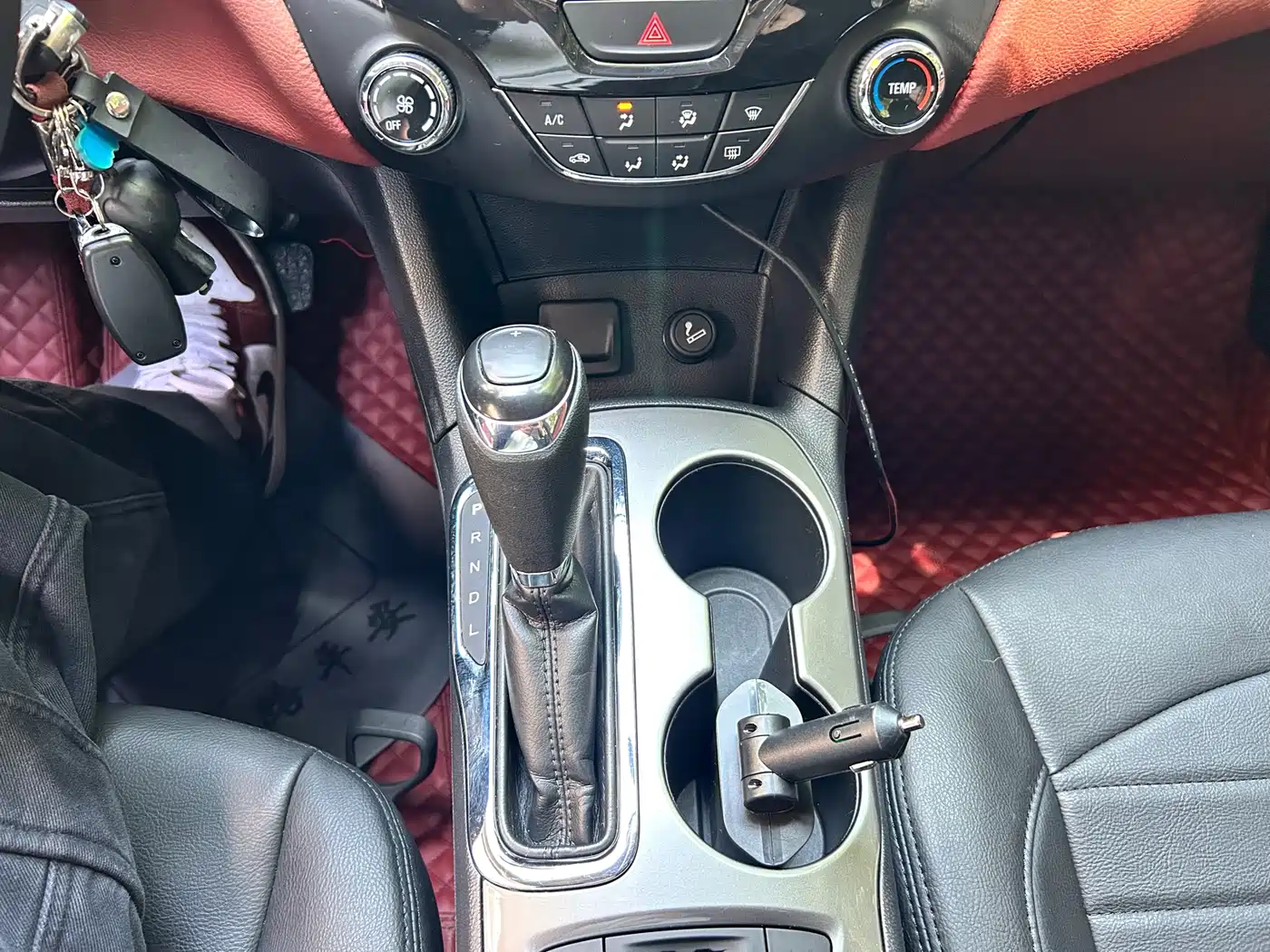 Chevrolet Cruze 2017 1.5L Automatic Pioneer Sunroof фото 12