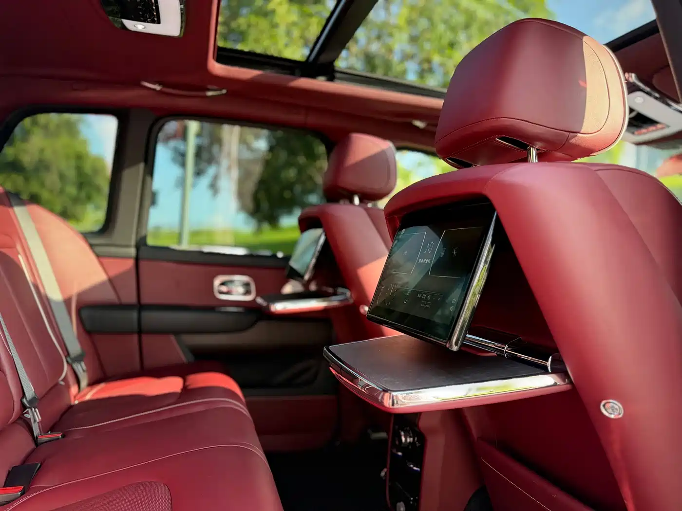 Rolls-Royce Cullinan 2019 2018 5-Seater Version