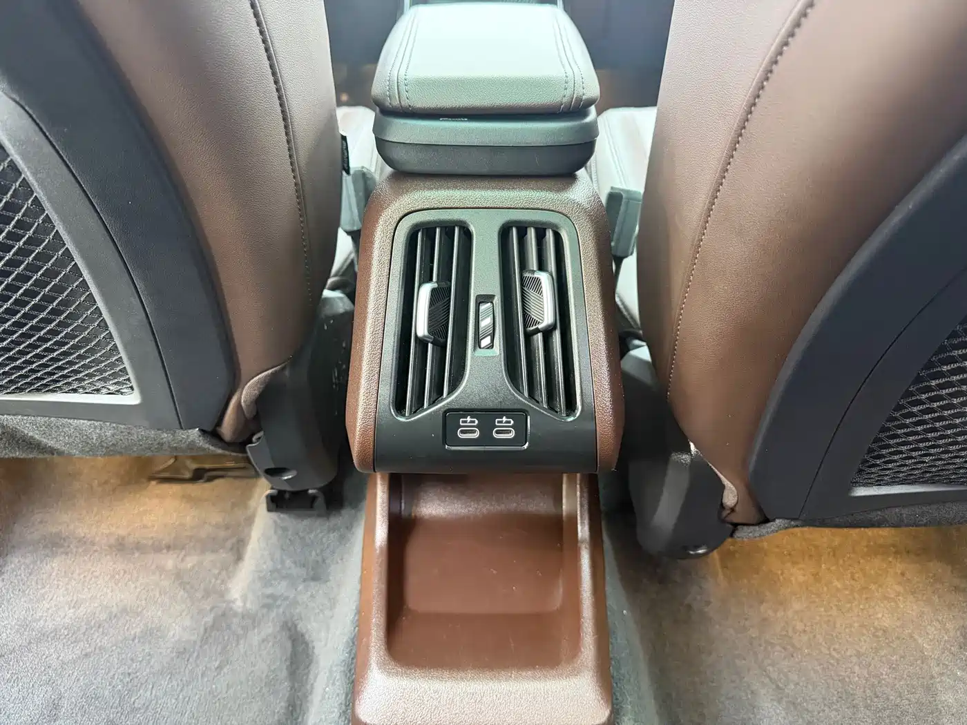 BMW X1 2024 2023 sDrive20Li X Design Package
