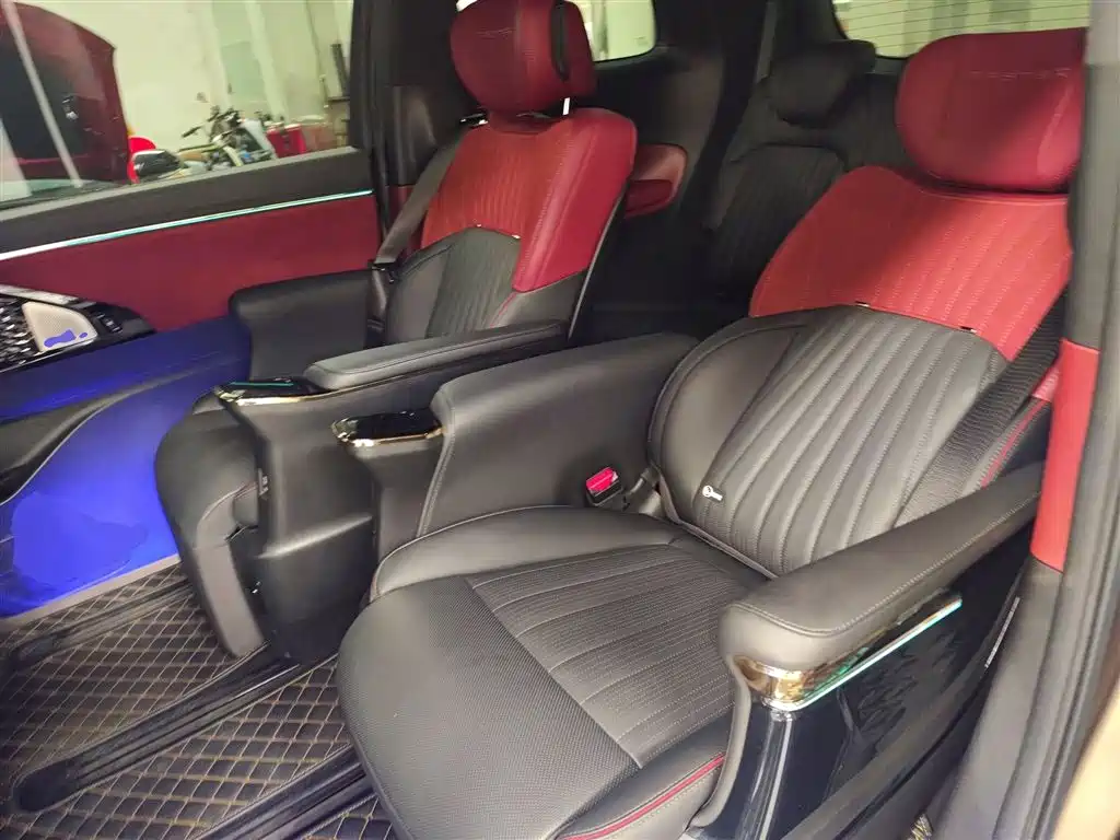 GAC Trumpchi Trumpchi M8 2023 Model Master Series 400T Ultimate Edition фото 14