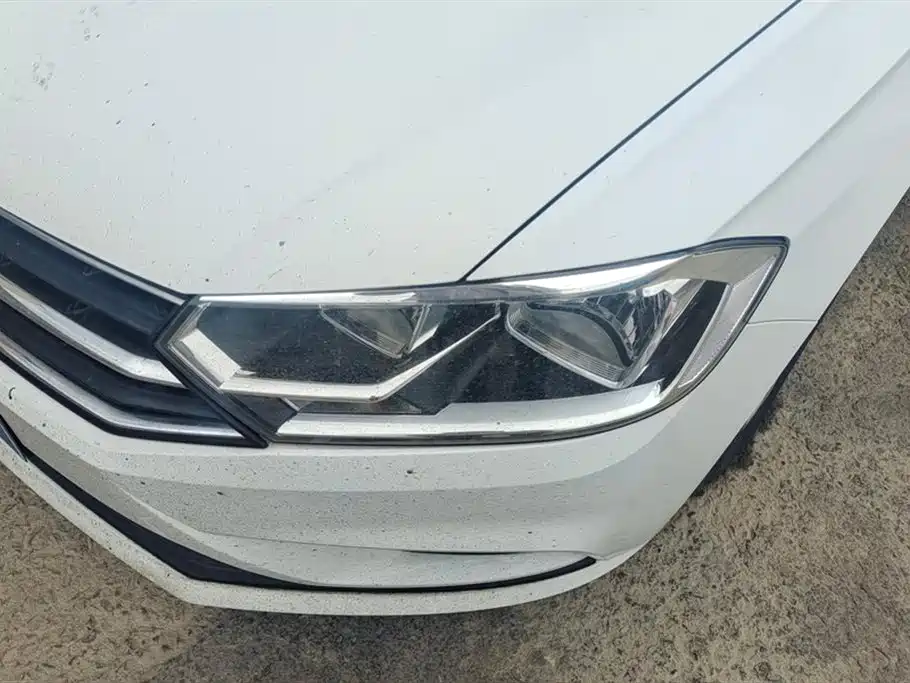 Volkswagen Bora 2018 1.5L Automatic Fashion фото 5