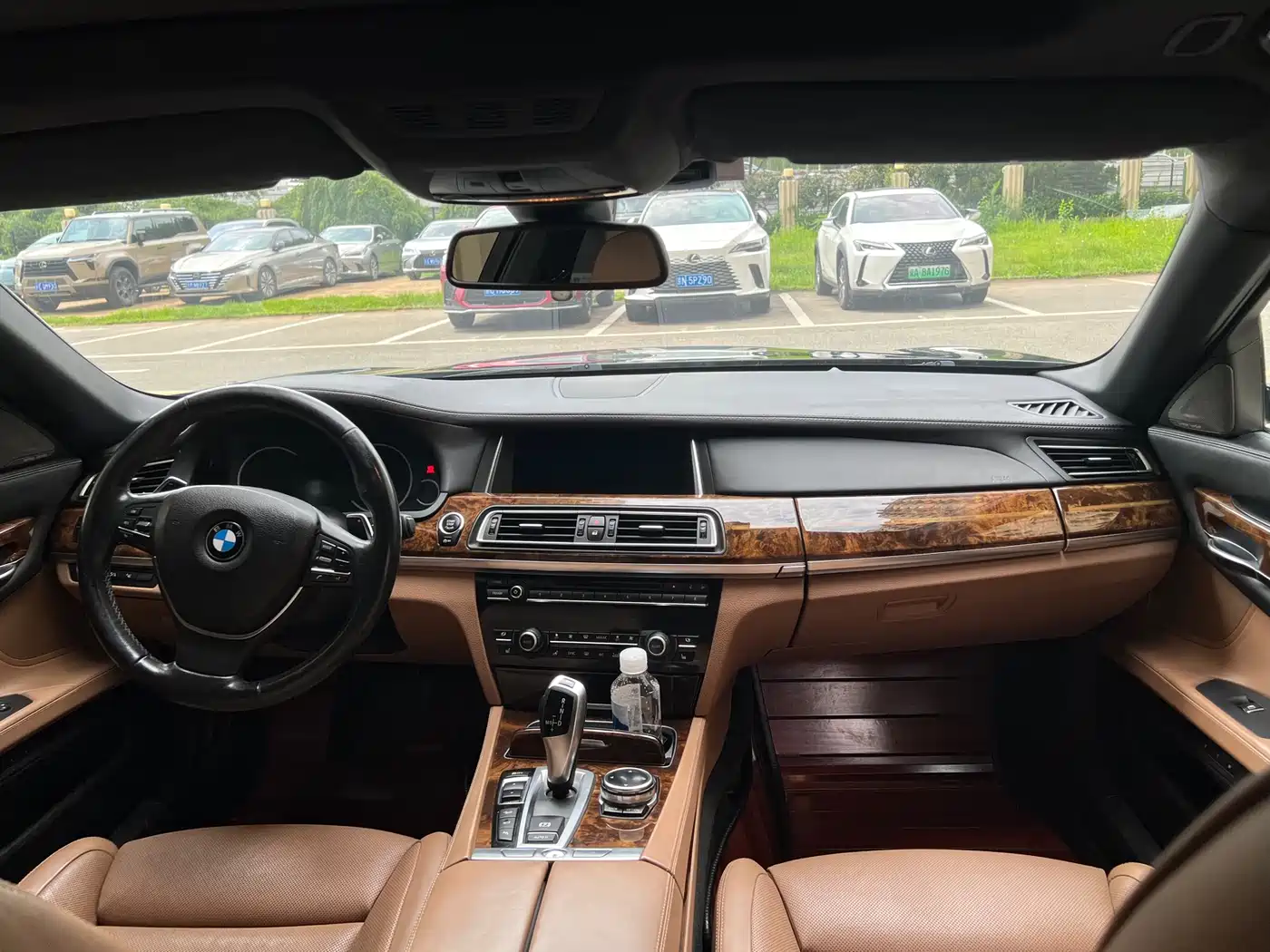Фото 28 - BMW 7 Series