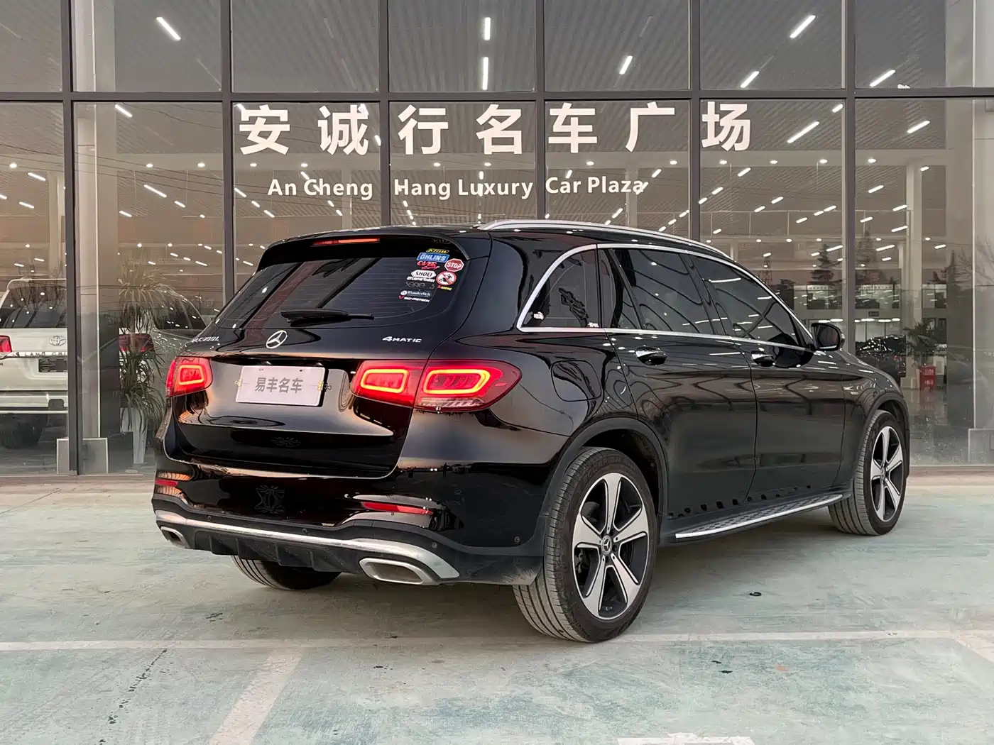 Mercedes-Benz GLC 2022 GLC 300 L 4MATIC Dynamic Collector's Edition фото 16