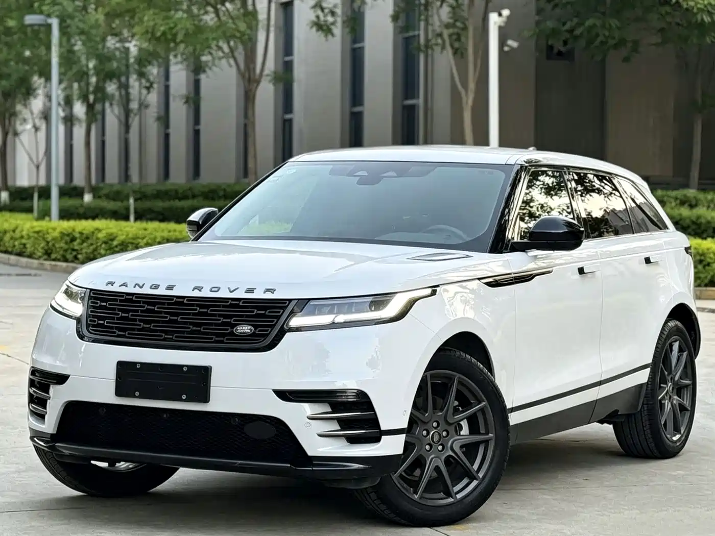 Land Rover Range Rover Velar 2025 Dynamic HSE