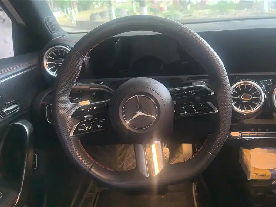 Mercedes-Benz A-Class 2023 A 200 L Fashion фото 15