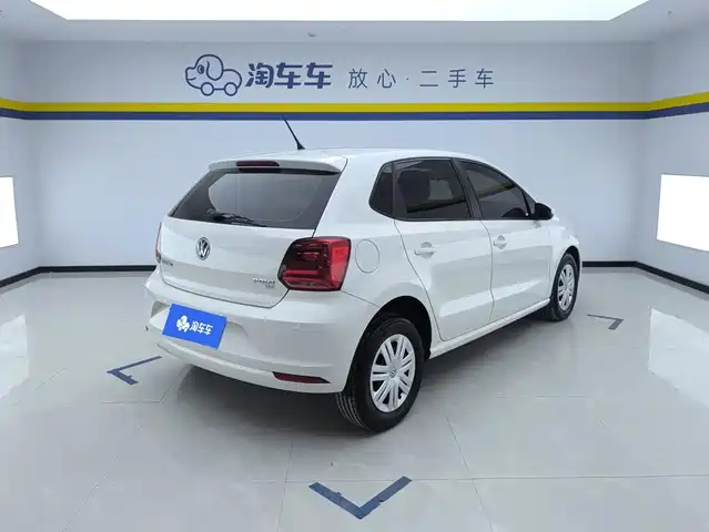 Volkswagen Polo 2018 1.5L Auto Safe Drive — фото 3
