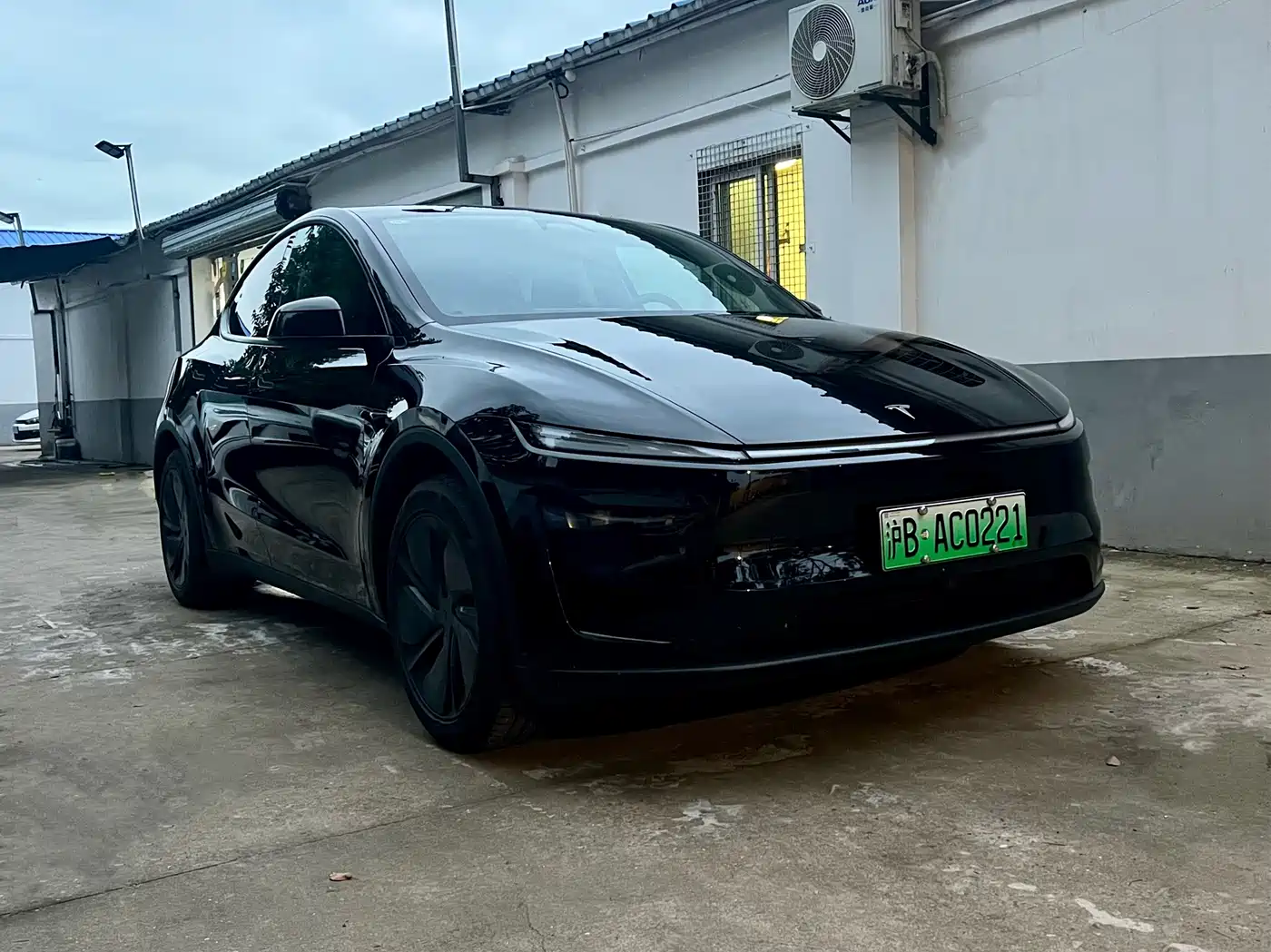 Tesla Model Y 2026 2026 Long Range Rear-Wheel Drive