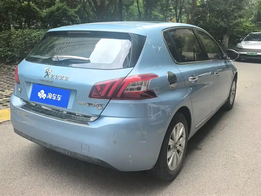 Peugeot 308S 2015 1.2T Auto Dynamic Edition фото 3