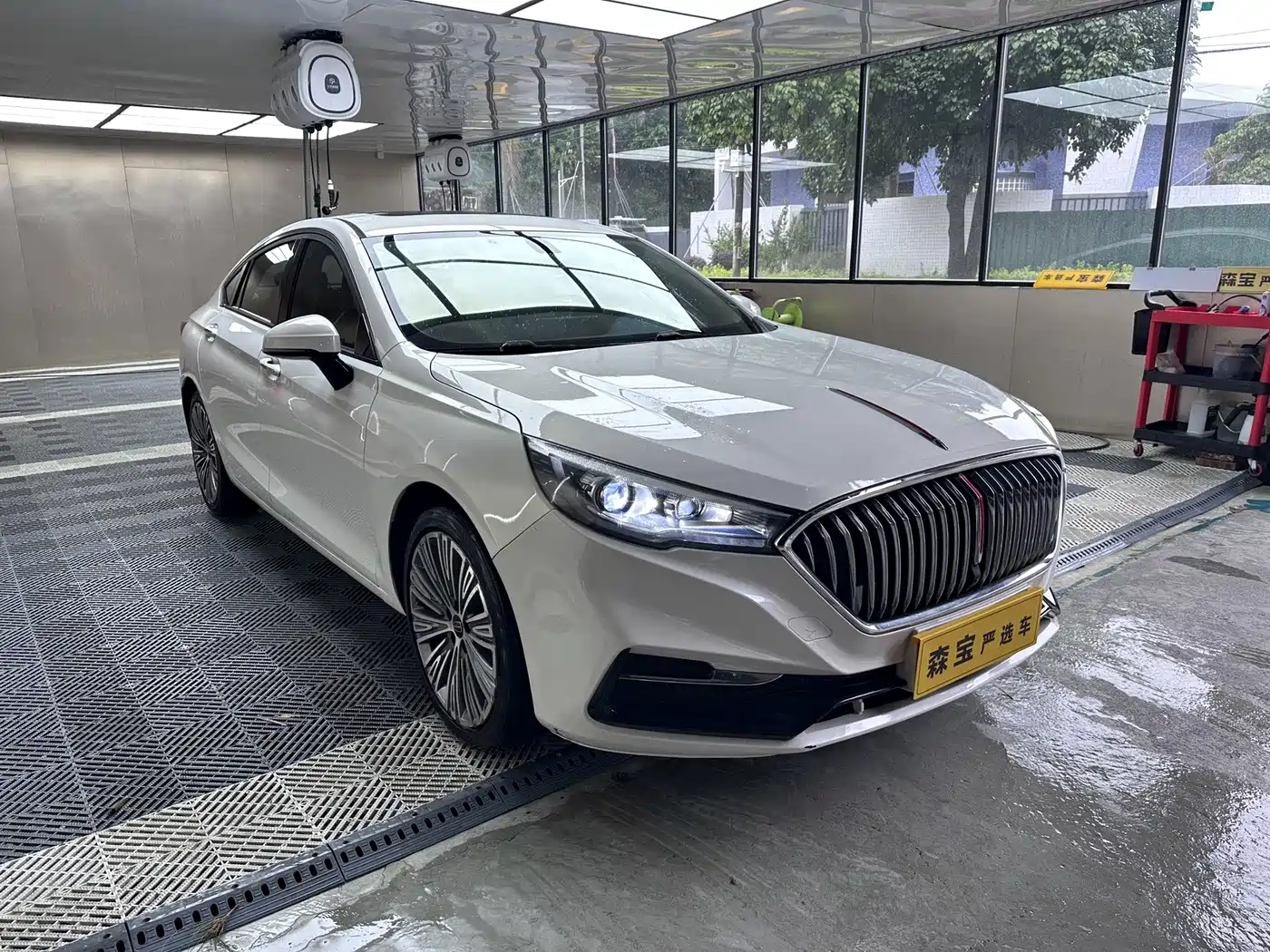 Hongqi H5 2020 1.5T DCT Qi Rhythm Edition фото 3