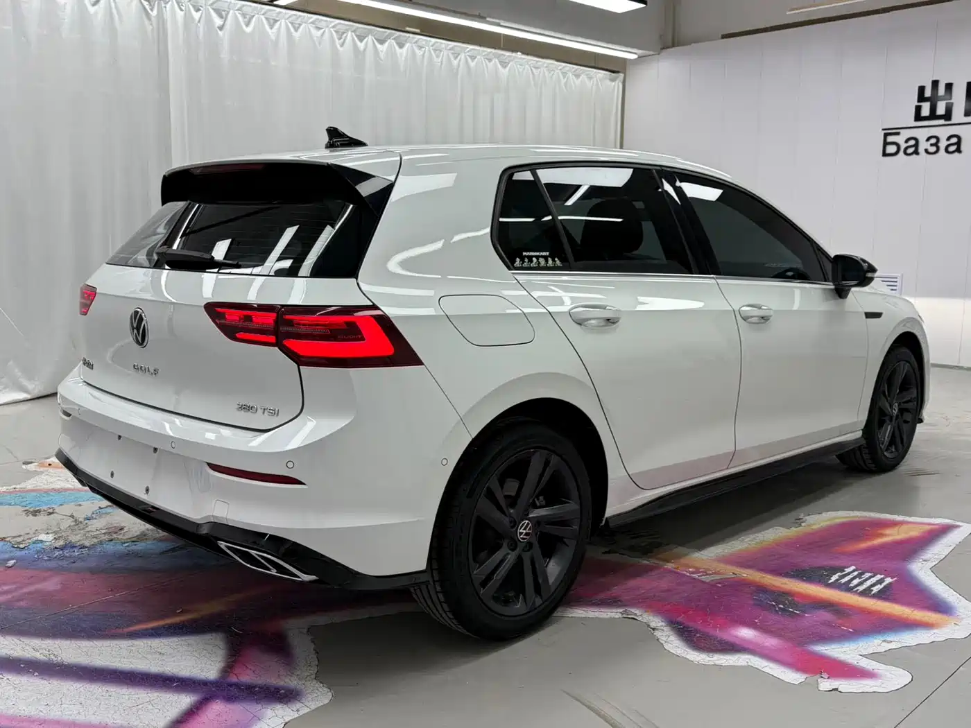 Volkswagen Golf 2023 Facelift 280TSI DSG R-Line фото 6