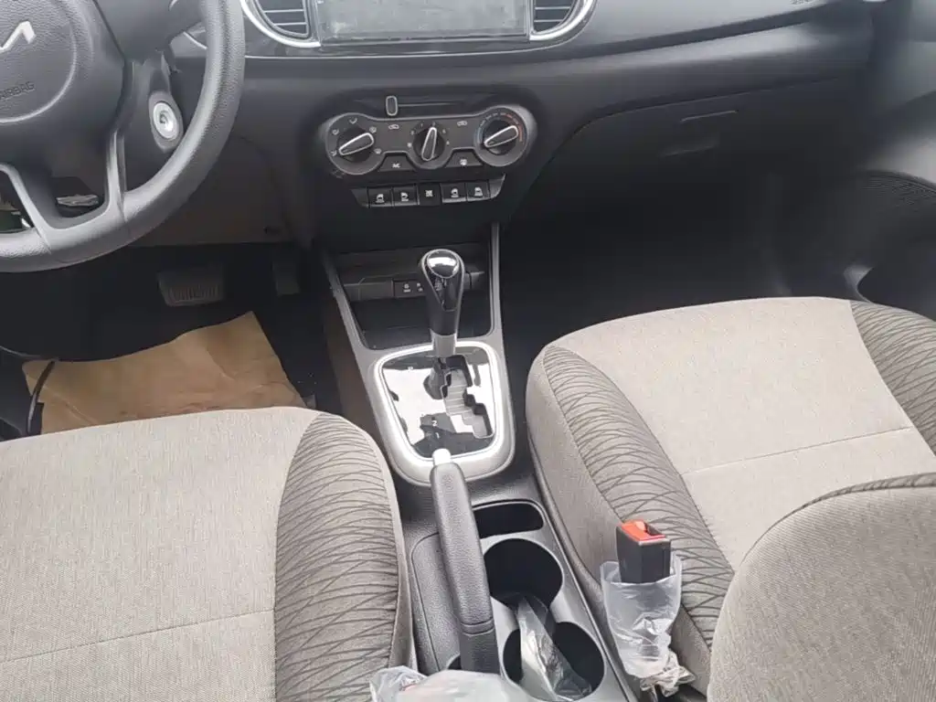Kia Huan Chi 2026 2020 Facelift 1.4L Auto Comfort Sunroof Edition