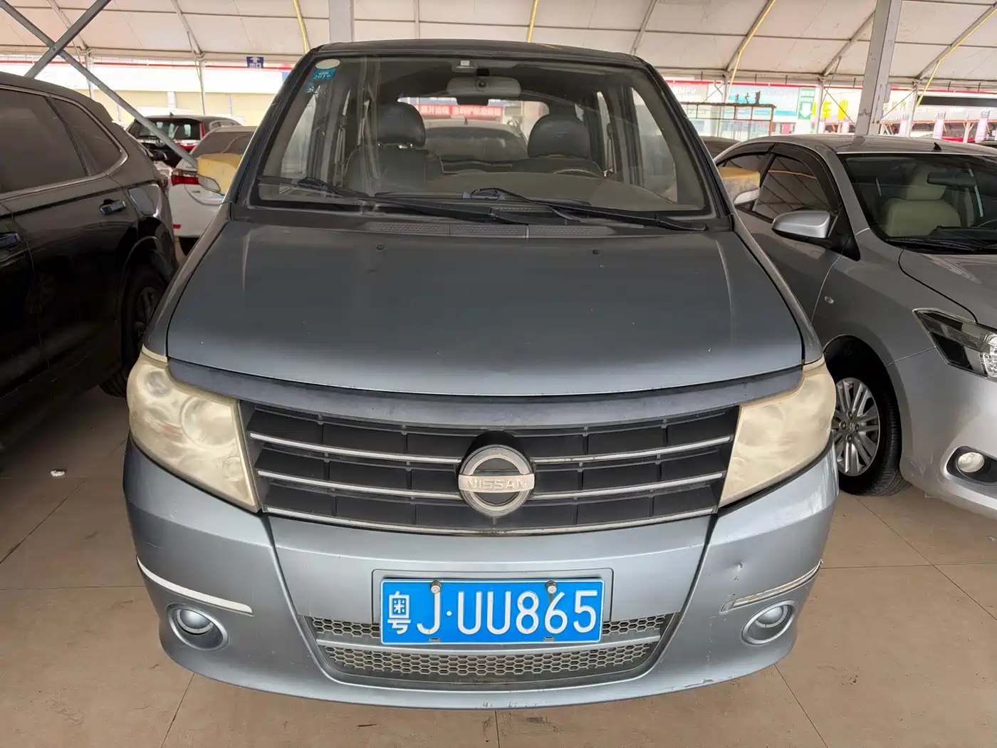 Dongfeng ZNA Shuaike 2013 2013 1.5L Manual Standard 5-seater China V