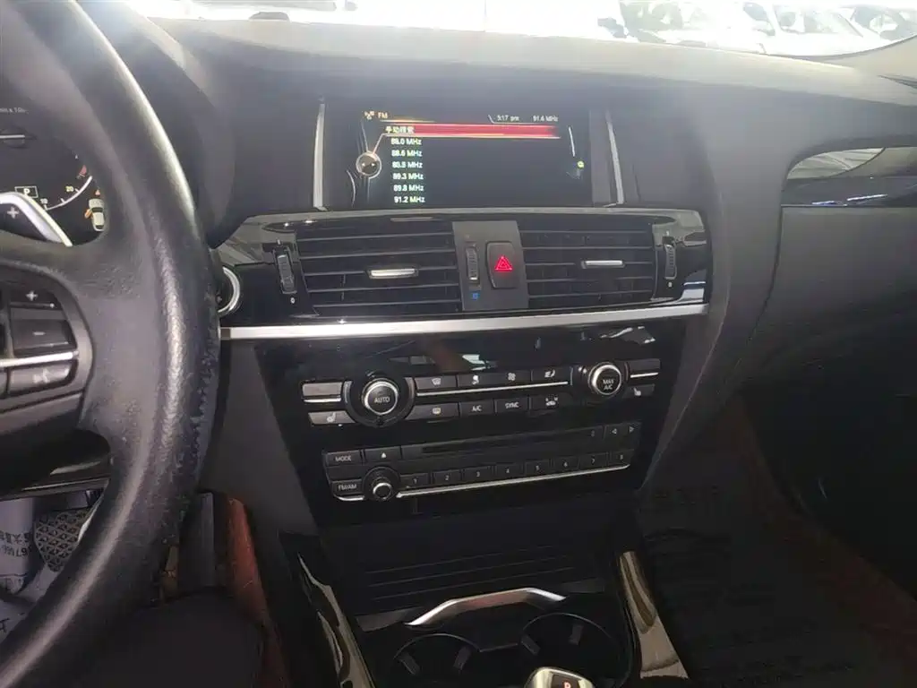 BMW X4 2014 xDrive20i X Design Package фото 13