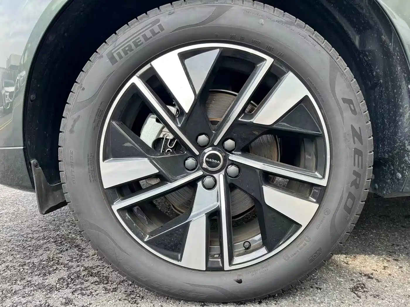 Volvo XC60 2025 2026 B5 AWD Zhiyuan Sport Edition