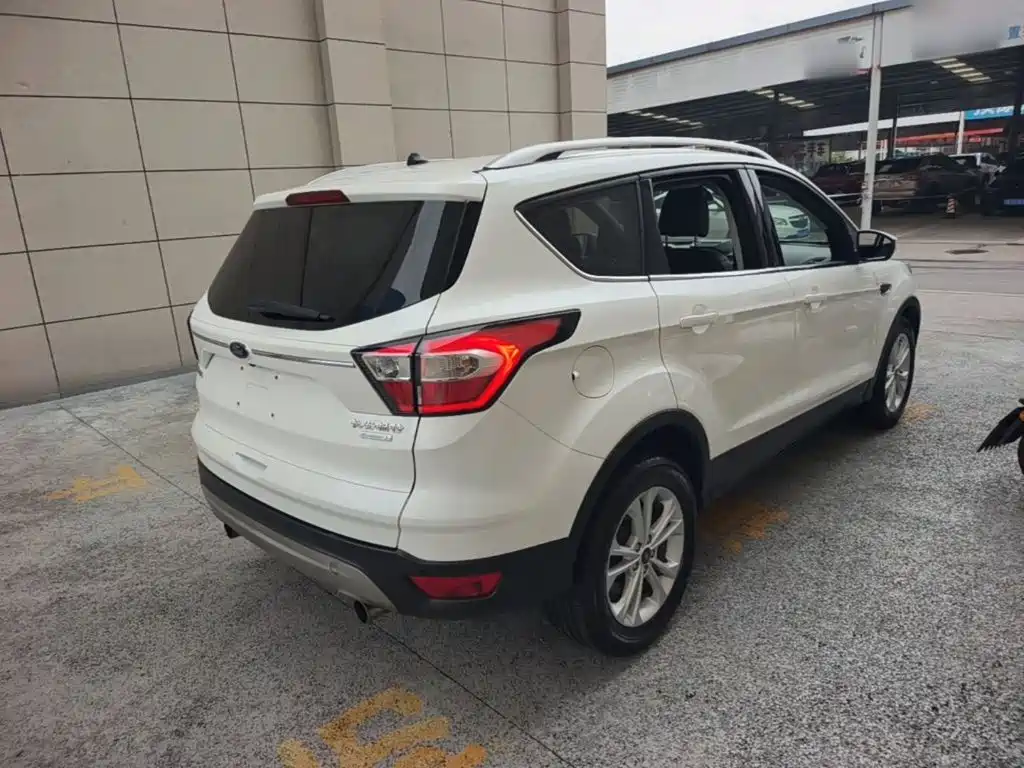 Ford Kuga 2019 2018 Facelift EcoBoost 180 FWD Boyi Edition