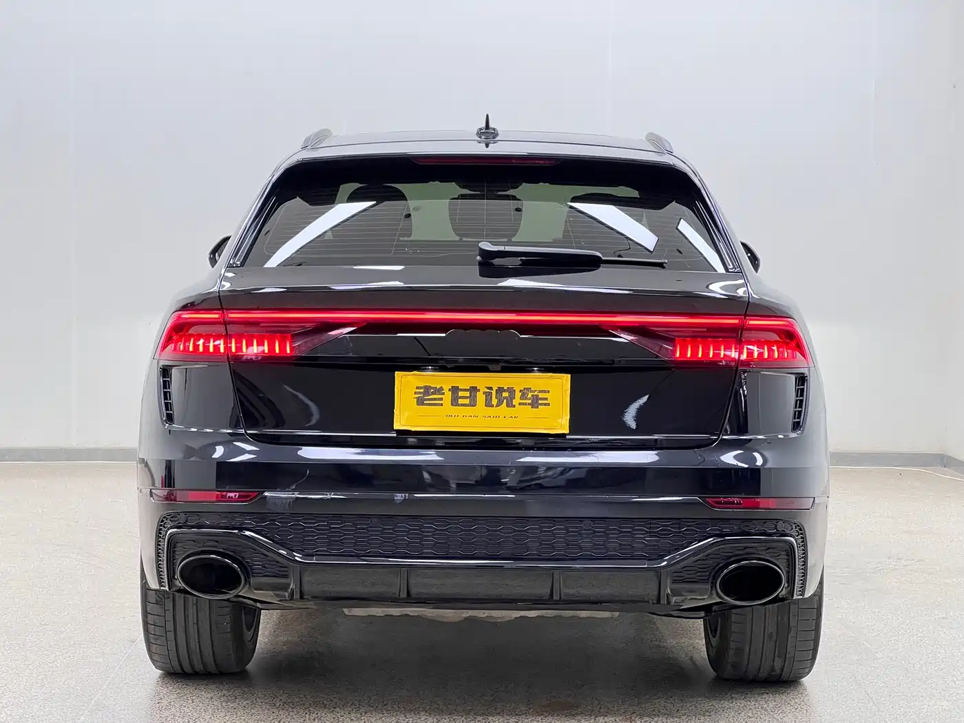 Audi Q8 2022 55 TFSI Luxury Dynamic фото 6