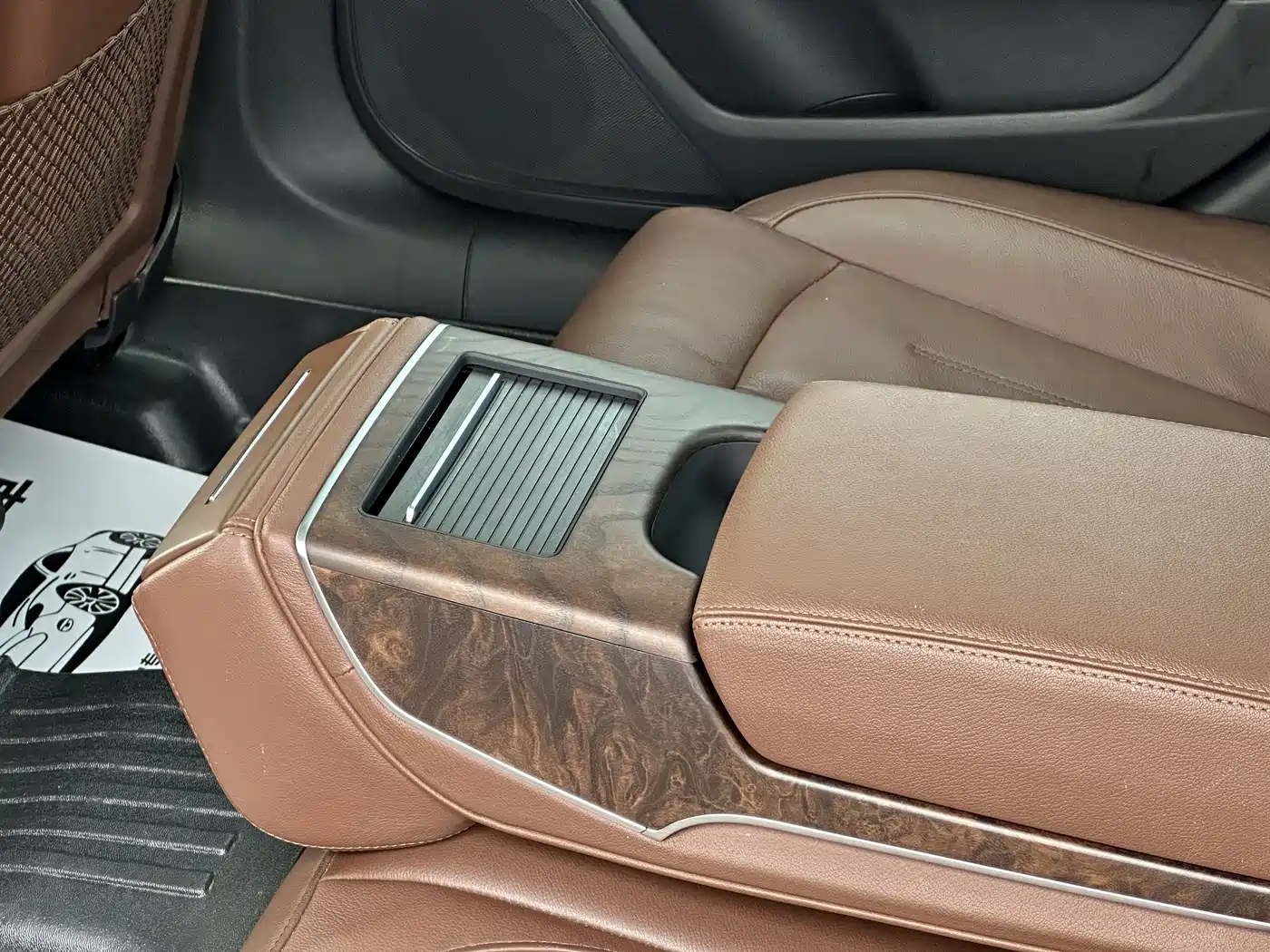 Audi A6L 2018 30th Anniversary 30 FSI Style фото 18