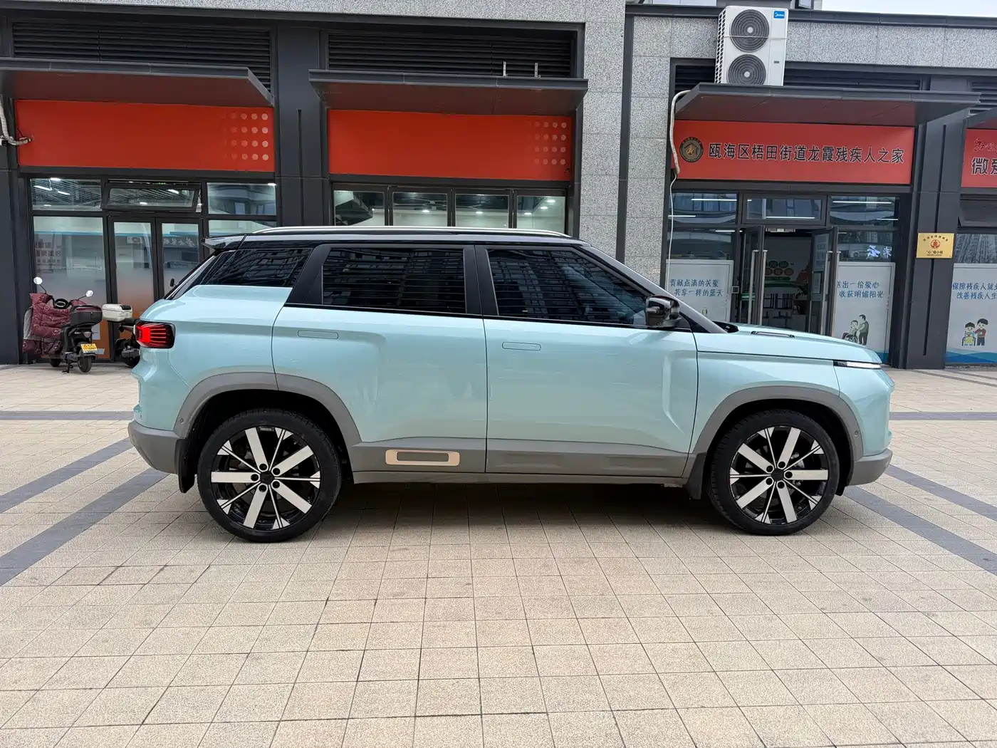 GEELY AUTOMOBILE GEELY ICON