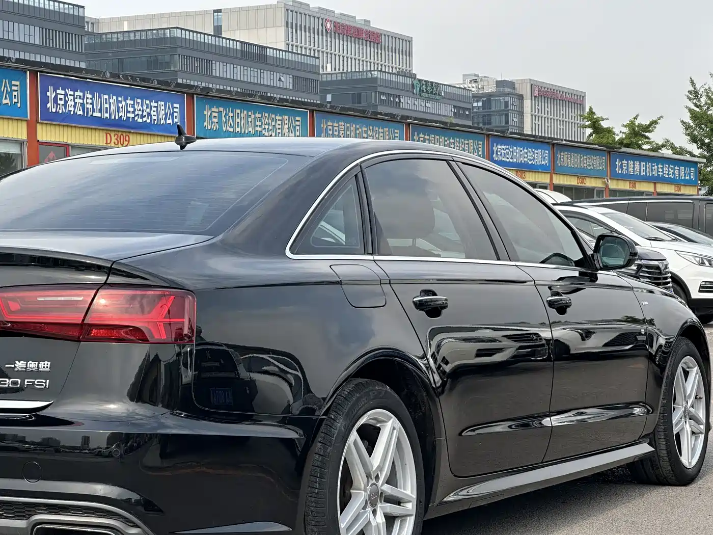 Audi A6L 2018 30th Anniversary 30 FSI Style фото 24