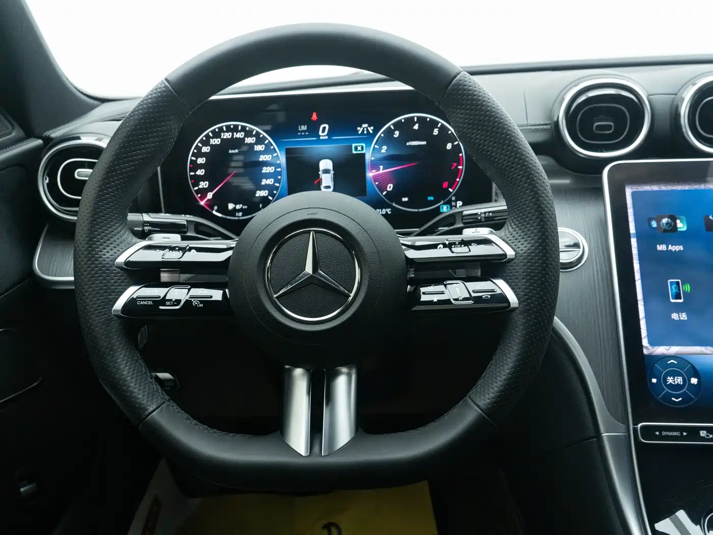 Mercedes-Benz C-Class 2023 C 200 L Sport фото 9