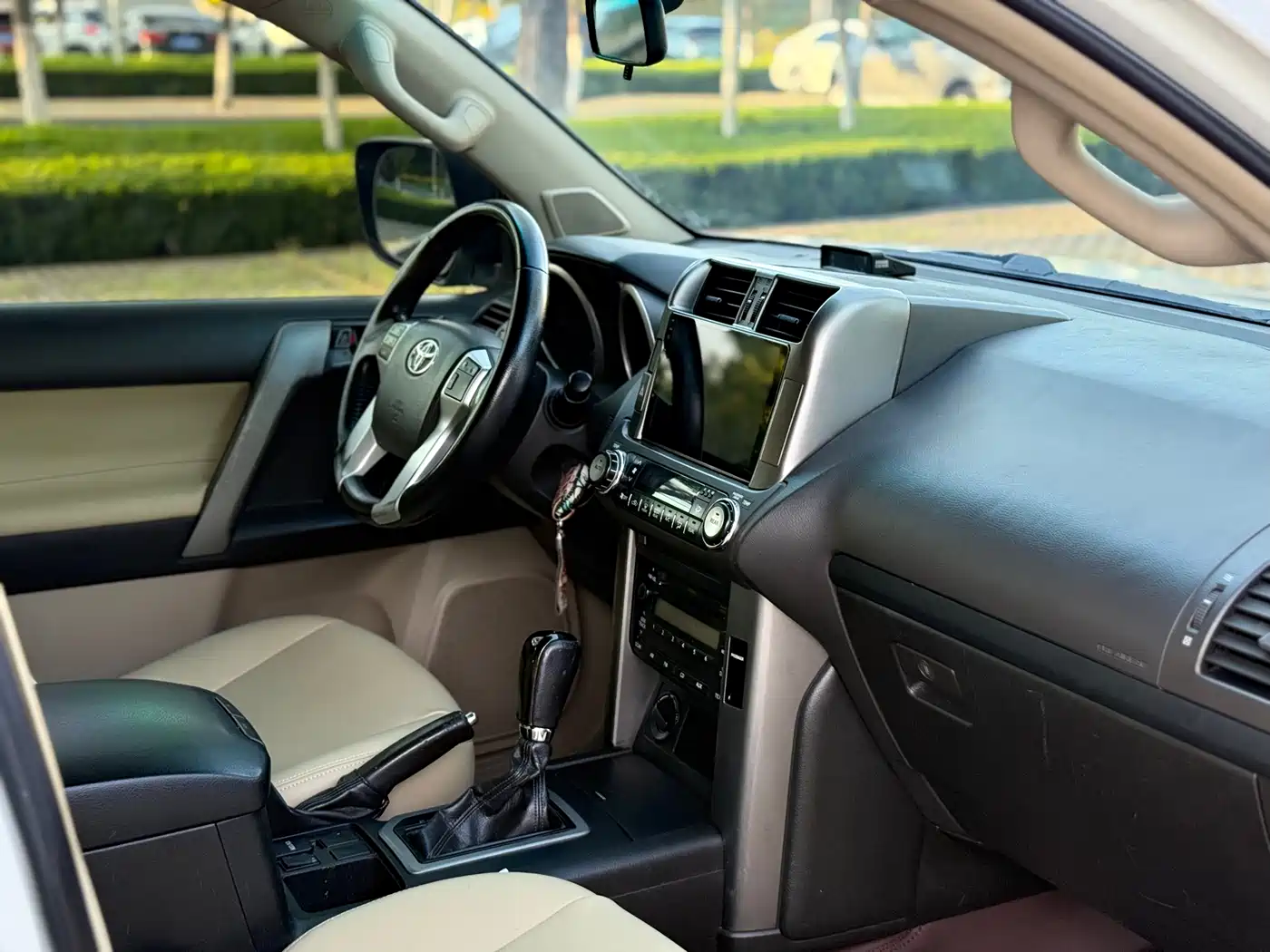 Toyota Prado (Import) 2010 2.7L Automatic Standard фото 11