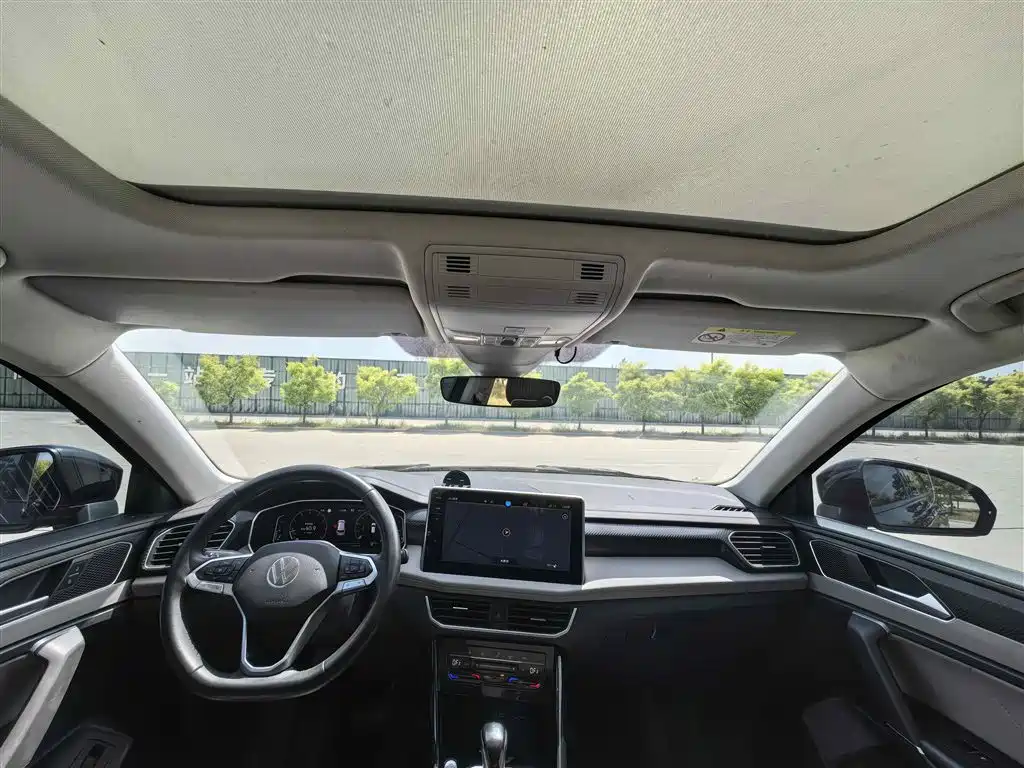 Volkswagen Tayron 2023 330TSI 2WD Luxury Plus Advanced Edition фото 11