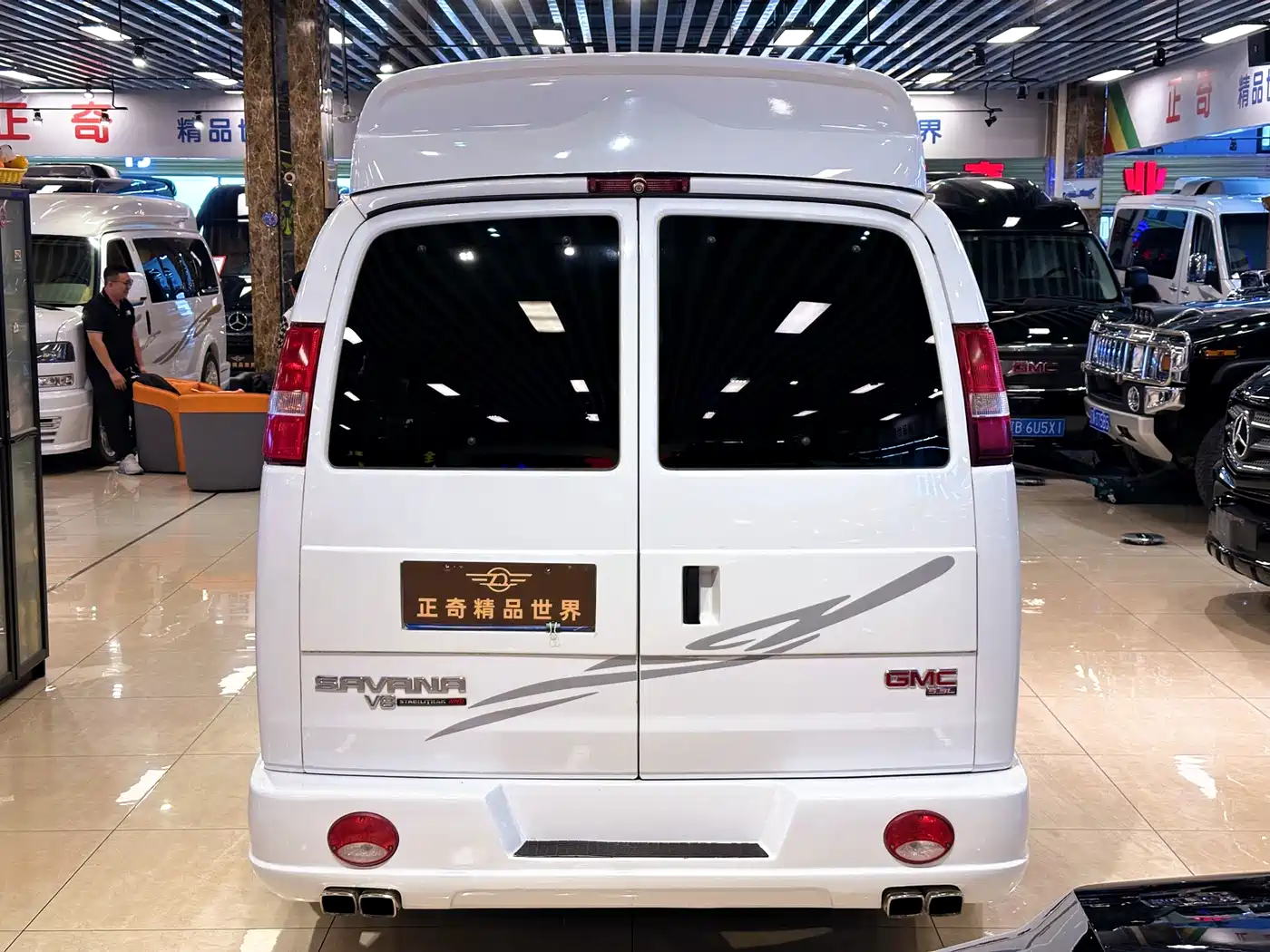 GMC Savana 2017 2016 5.3L G600S 4WD Elegant Edition