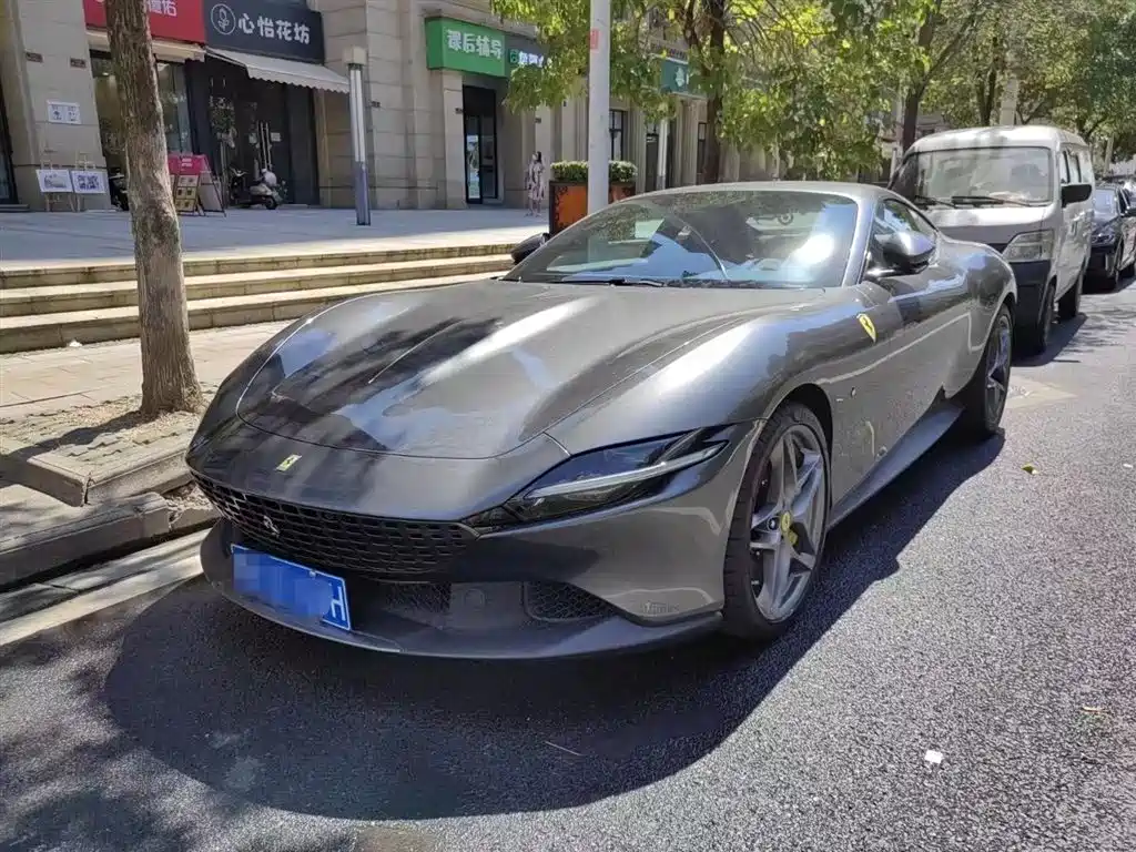 Ferrari Roma, 2021 год