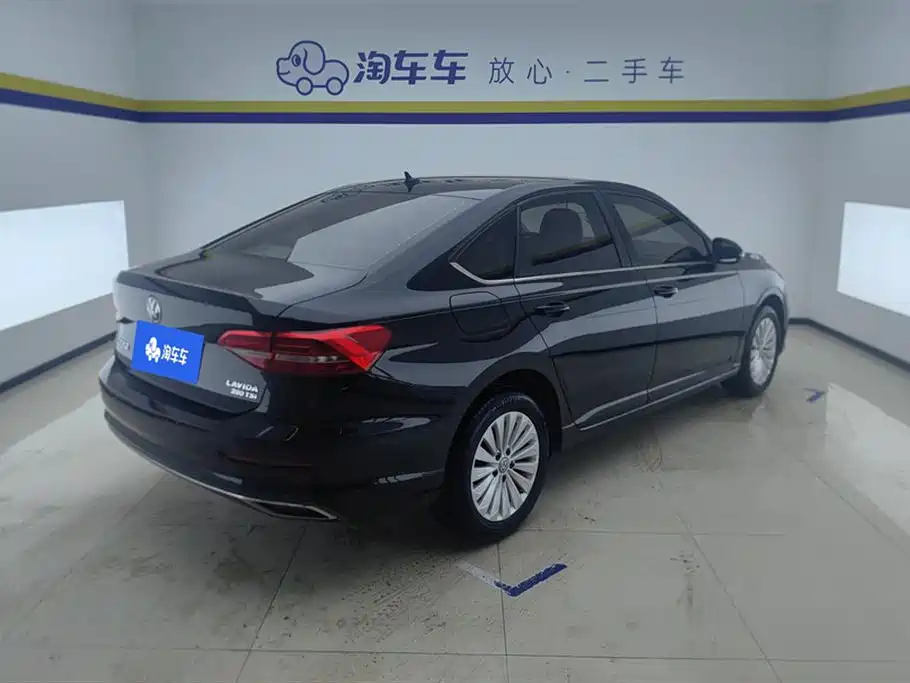 Volkswagen Lavida 2018 280TSI DSG Comfort Edition China V фото 3