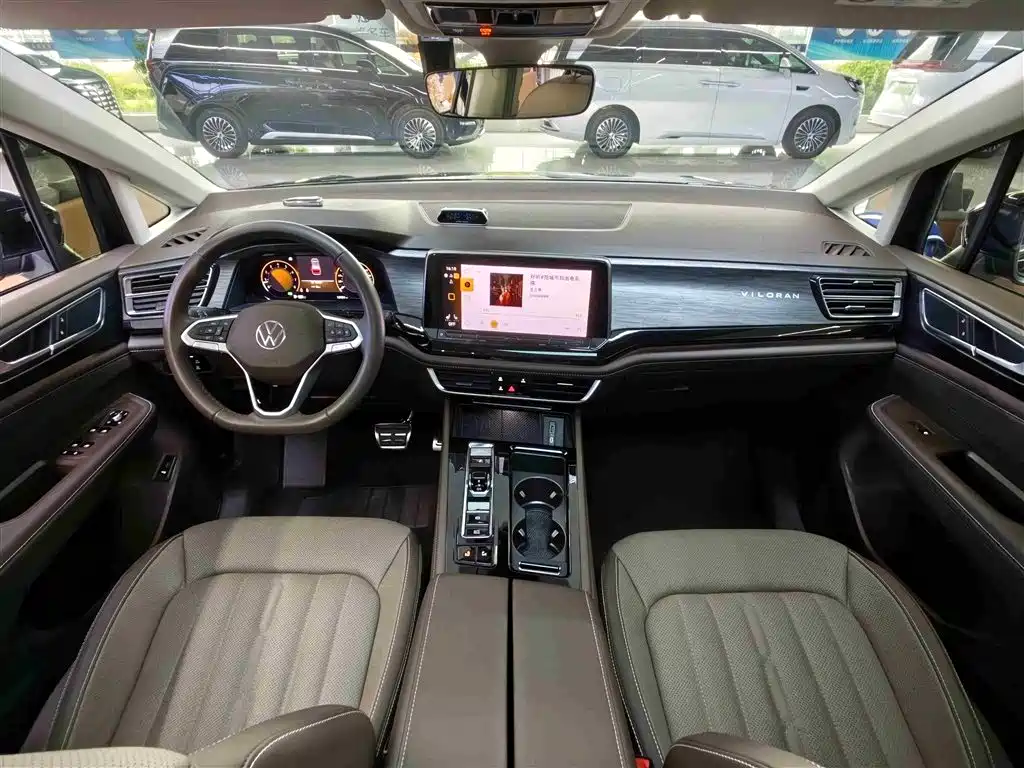 Volkswagen Viloran 2023 380TSI Prestige Edition фото 7
