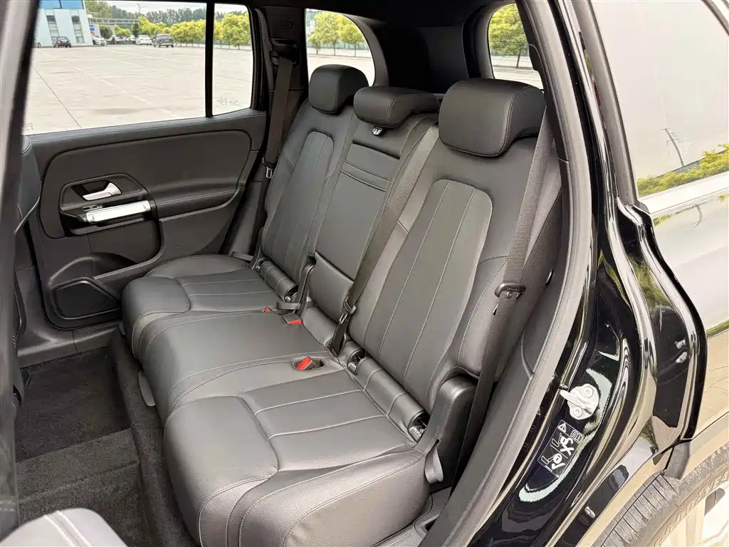 Mercedes-Benz GLB 2023 GLB 220 Dynamic фото 12