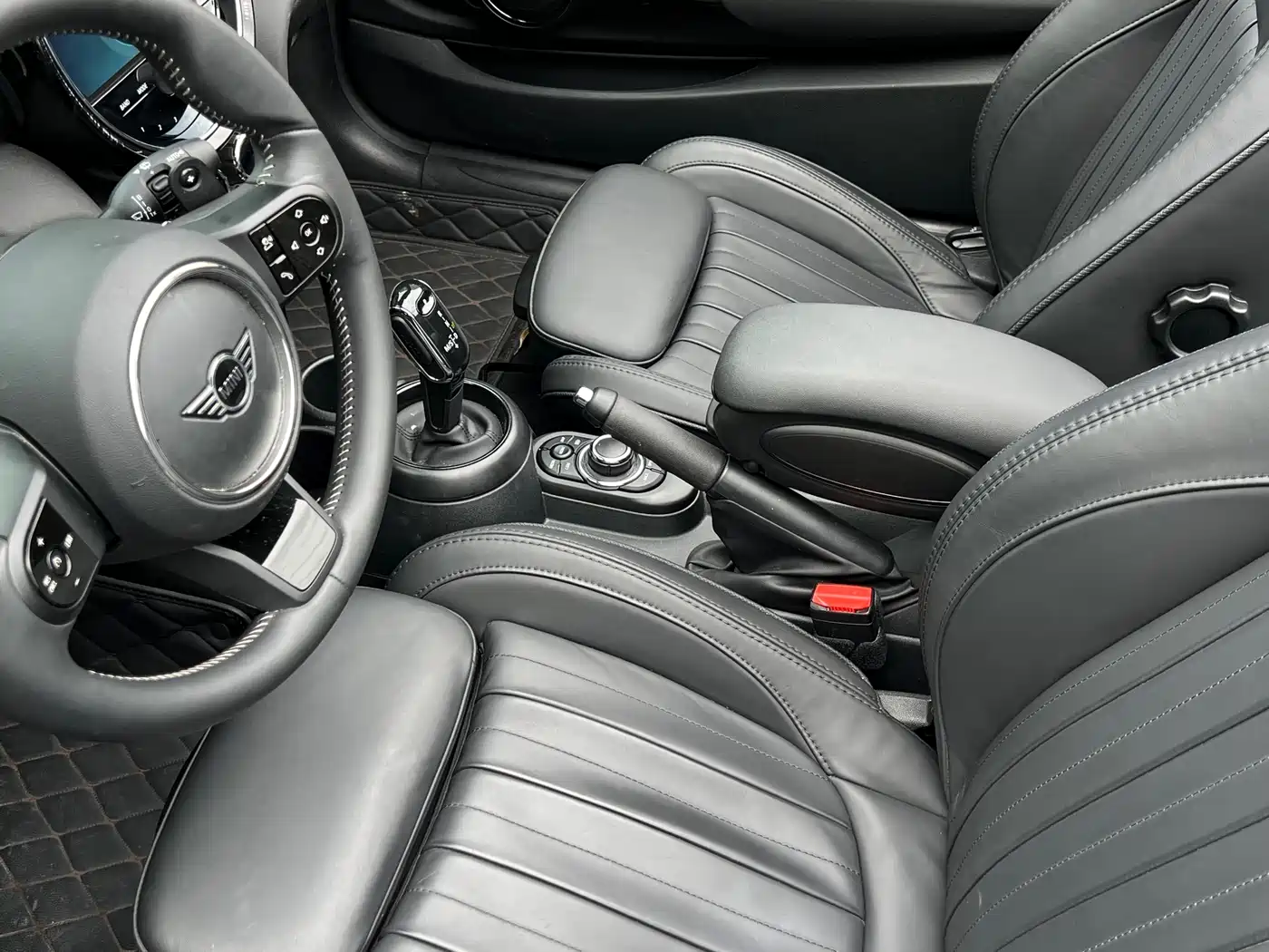 MINI 2023 Facelift 2.0T COOPER S CABRIO Artist фото 12