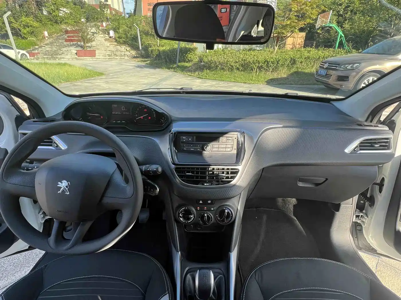 Фото 5 - Peugeot 2008