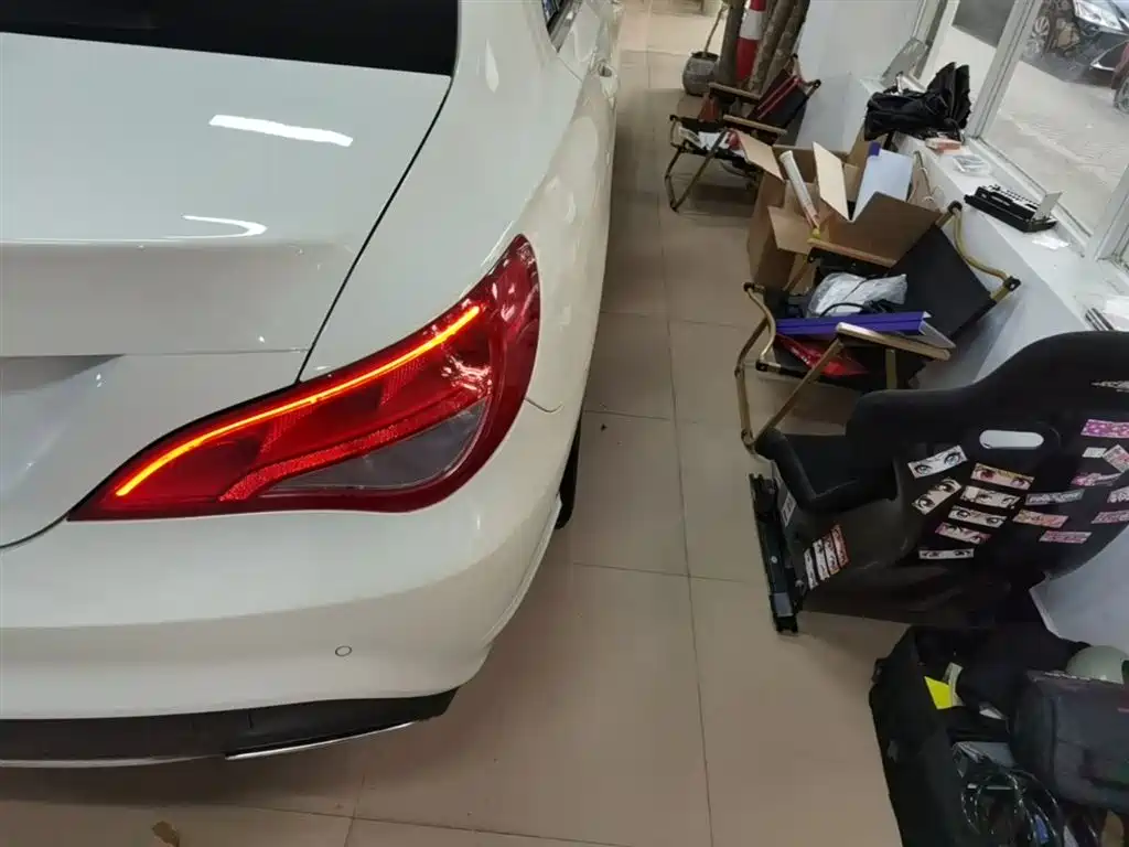 Mercedes-Benz CLA (Import) 2016 Facelift CLA 200 Sport фото 8