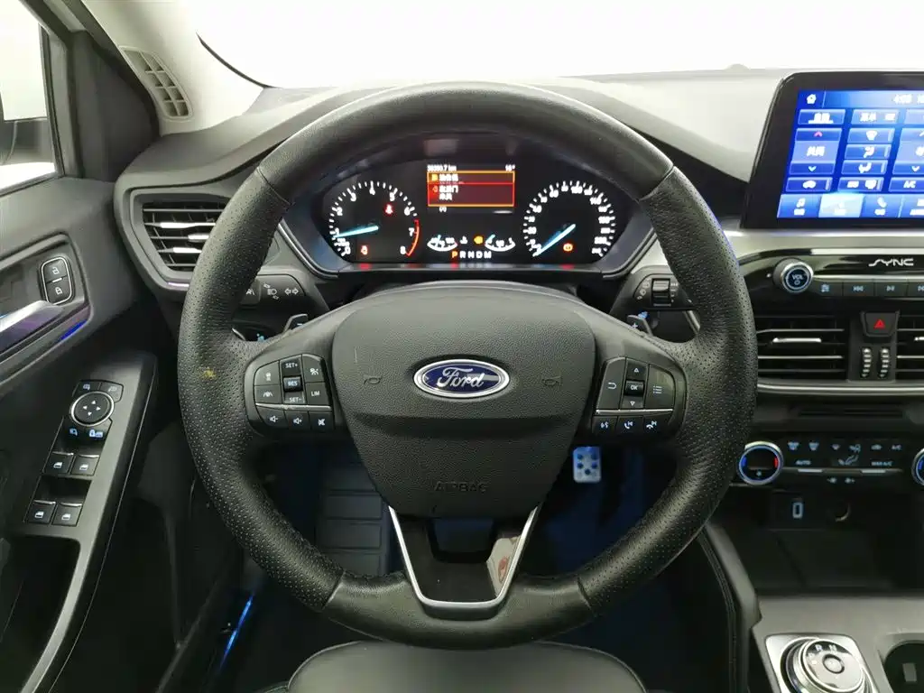 FORD FOX
