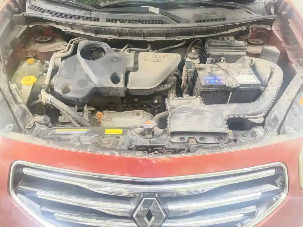Renault Koleos (Import) 2012 2010 2.5L 4WD Luxury