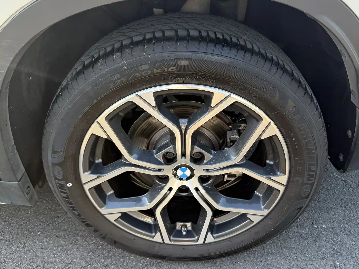 BMW X1 2022 sDrive20Li Premium фото 23