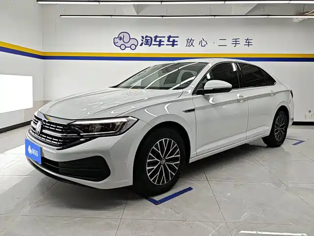 Volkswagen Sagitar 200TSI DSG, Полёт