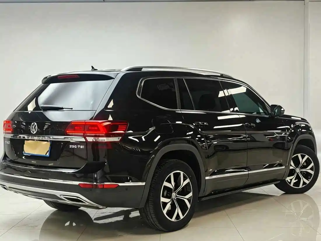 Фото 22 - Volkswagen Teramont