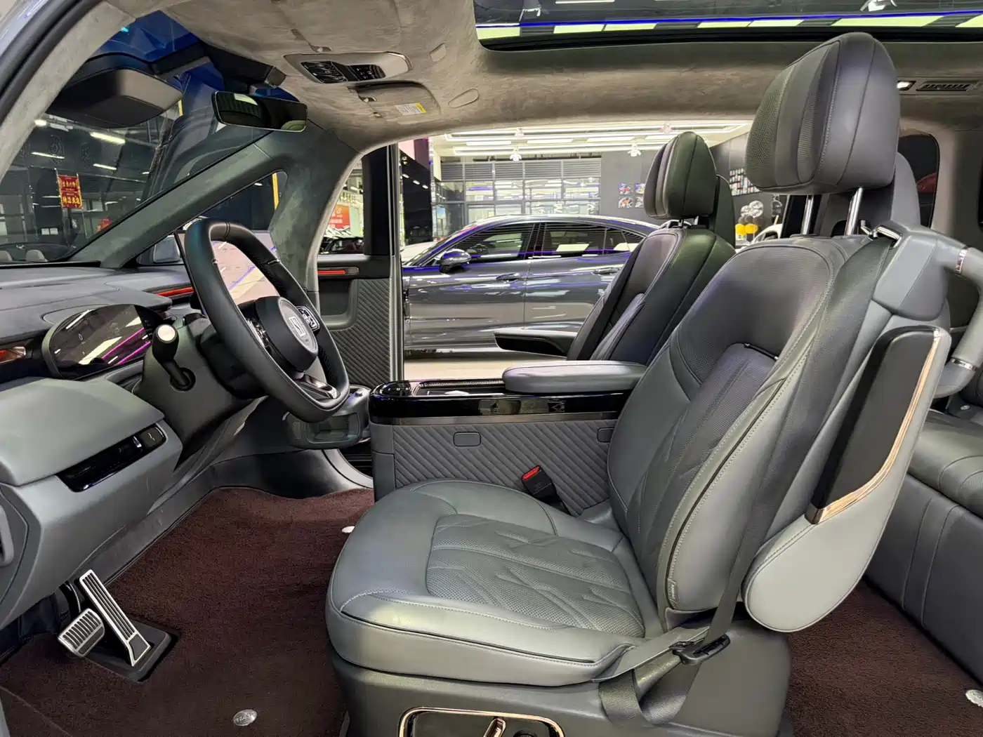 Zeekr MIX 2025 Smart Driving Edition фото 8