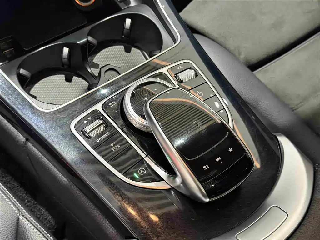 Mercedes-Benz C-Class 2017 Facelift C 200 Sport Edition фото 16