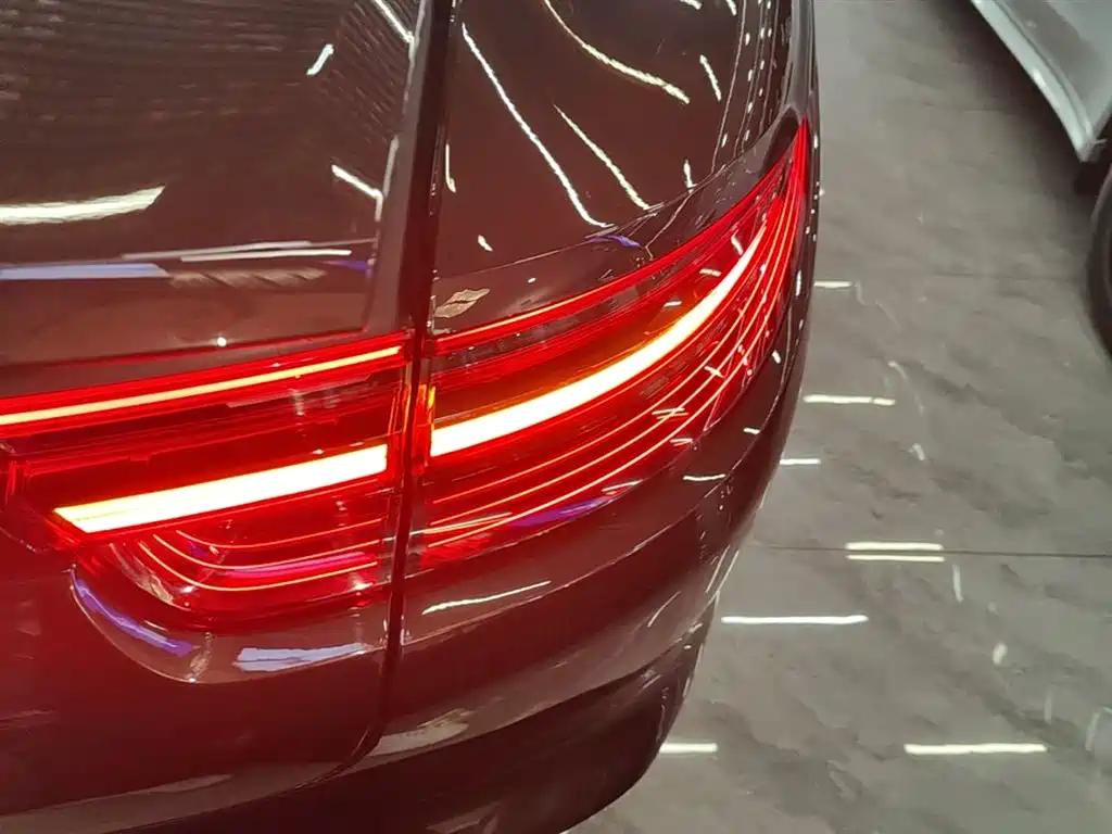 Porsche Panamera 2017 Panamera 3.0T фото 8